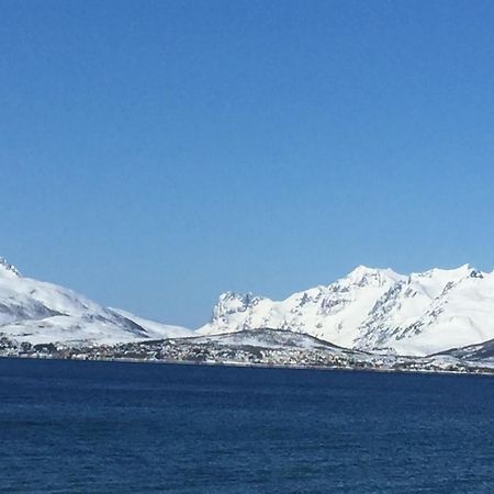 Your Home Away From Home, Apartment 2 Tromso Luaran gambar