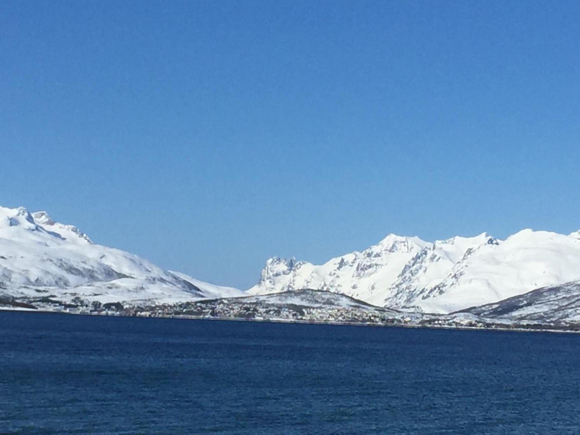 Your Home Away From Home, Apartment 2 Tromso Luaran gambar
